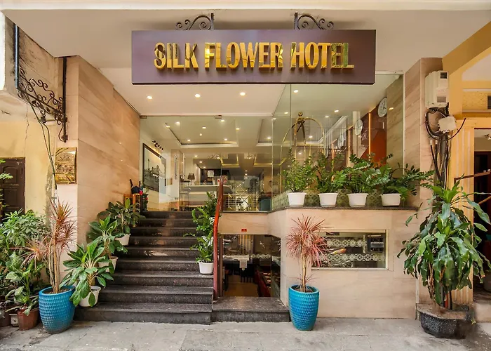 Silk Flower Hotel & Spa